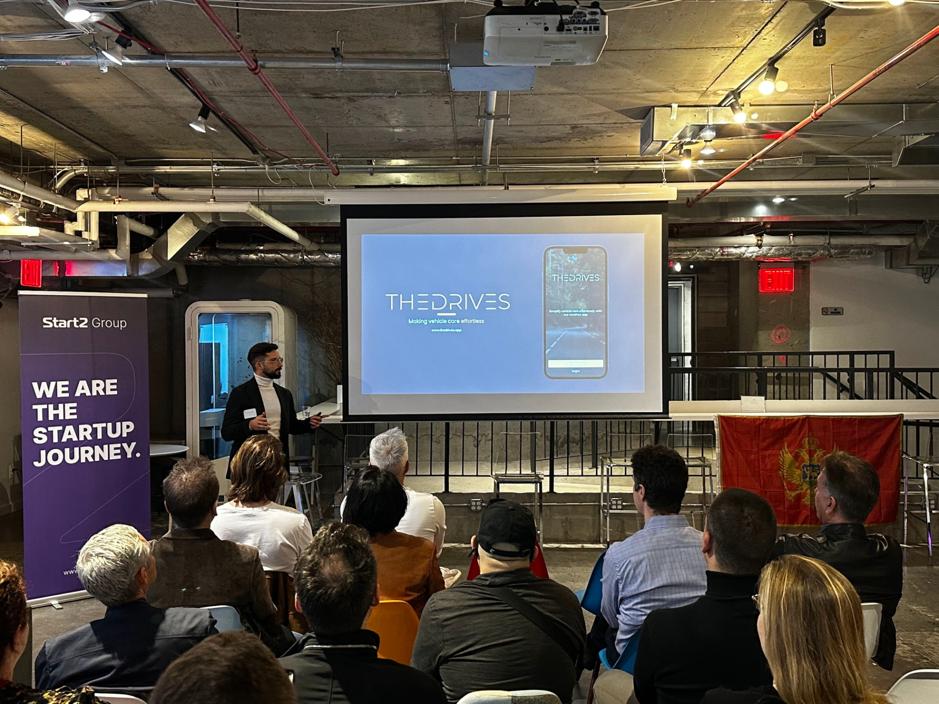 Branko Džakula presenting TheDrives at a Start2 Group startup event.